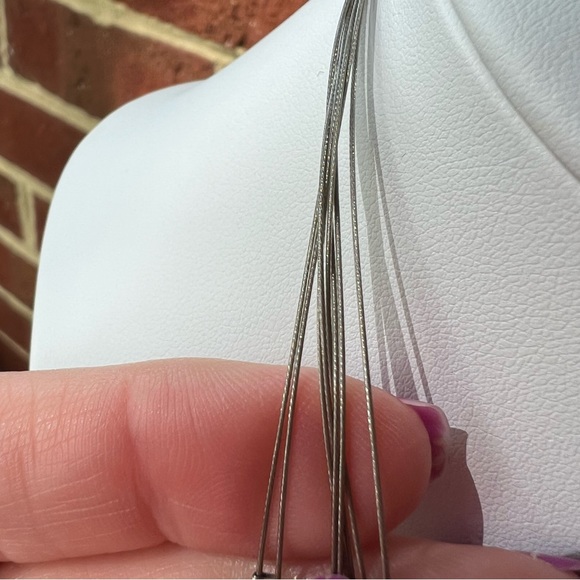 Chico’s Orange Butterfly Silver Metal Wire Beaded Necklace - Picture 5 of 7